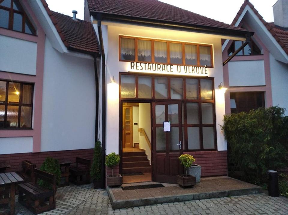 Hôtel Restaurace U Vlkové à Kamenice Extérieur photo